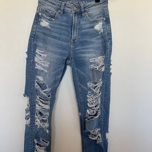 American Eagle light wash jeans